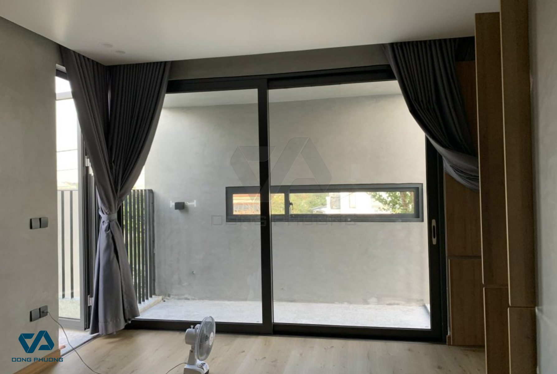 cửa lùa khổ lớn HOPO giúp tầm nhìn trở nên thoáng đãng