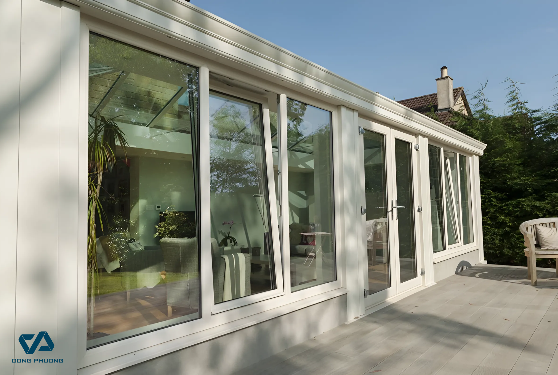 Cửa sổ trượt lật Kenwin với diện tích kính lớn tối ưu ánh sáng tự nhiên