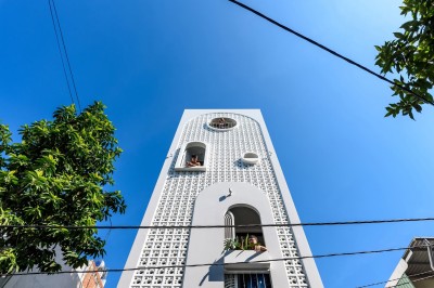 SIMON HOUSE